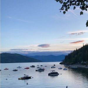 Meet your Posher, Kiana